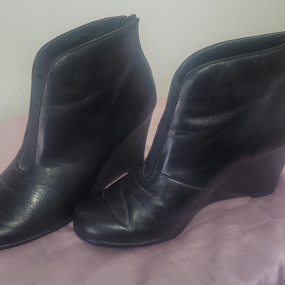 Cleaning out my closet - Picture 1 of 7